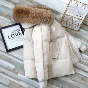 Mulheres S Down Parkas 2024 jaqueta com colarinho de pele Faux Branca Branca Casaco de inverno Casaco sólido Casual de grandes dimensões Ladies 231027