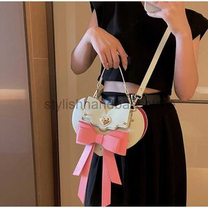 Axelväskor Bow Ear Sape Crossbody Bag 2023 Bag Luxury Designer Leader Soulder Bag Fashion Sunday GiftlishHandbagsstore