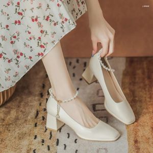 Scarpe eleganti 2023 tacchi alti stile europeo donna tacco spesso moda matrimonio semplice francese Mary Jane da donna