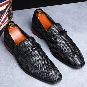 Designer formal leather men dress shoes casual driving oxford for loafers trendy rubbing retro business wedding office suit shoes