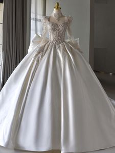 Paillettes lucenti Abiti da sposa musulmani Maniche lunghe Perline Taglie forti Perline Arabo Abiti da sposa di lusso Abiti da sposa Sweetheart Appliques Giardino di perline Boho Abiti da sposa