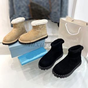 Kvinnor Stövlar Designer Snow Boot Winter Fur Booties Suede Läder Padded Cotton Shoe Non-Slip Rubber Sole Warm Wool Bootie