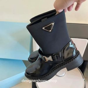 Nowe czarne skórzane kostki Chelsea Buty 100% prawdziwa skórzana platforma poślizgna na okrągłe płaskie botki masywne luksusowe buty na pół butów wysokie buty kobiety rycerzowe rozmiar 35 41
