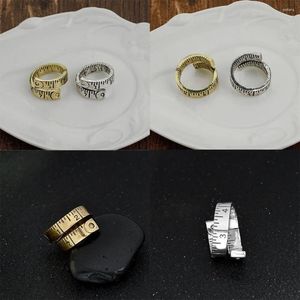 Cluster Rings Tape mått Twisted Ruler Ring Free Size Justerbar antik Homme Party Jewelry Partihandel