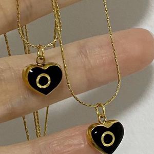 2023 black love heart luxury designer pendant necklaces for women 18k gold brand nice charm elegant choker link chain necklace jewelry gift