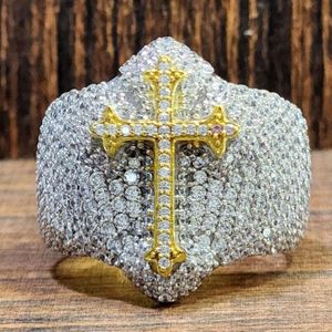 Hip Hop Custom Christmas Beautiful Cross Ring Moissanite Studded Iced Out Hip Hop S925 Silver Men's Ring