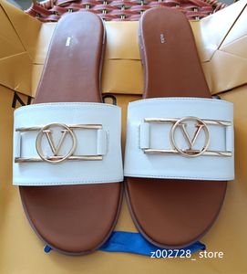 Fransk lyxdesigner Kvinnor Sandaler Charm Open Toe Brand Shoes Vacation Beach Flatsole Shoes Casual Flip-Flop Women's Designer Shoes Sliding Letter Brand Shoes