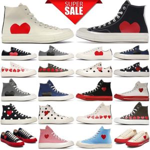 2023 Klasyczne buty dla mężczyzn Women Canvas 70 Hi Big Eyes Red Heart kształt platforma 1970 All Star Sneaker