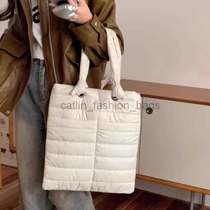 Axelväskor kvinnors soulpåse mångsidiga puffy väska stor kapacitet mjuk slingväska lättvikt casual vinter bagcatlin_fashion_bags