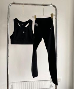 Kvinnors sommarbanor Yogo kläder High Neck Short Vest Letter Print Gym Leggings