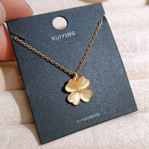 designer 4/Four Leaf Clover V Gold Four Grass 2022 New Love Cat's Eye Stone Titanium Steel Necklace Women's Ins Style Small and Popular Design Collar Chain Jewelry