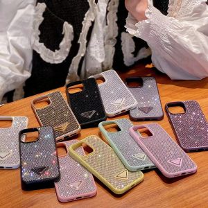 iPhone 15 15 Plus 14 Pro Max 13 12 11 Bling Sparkling Rhinestone Diamond Jeweld 3D Crystal Triangle Cover G2310311PE-3の豪華なキラキラ電話ケース