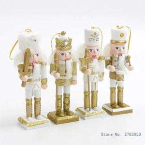 Juldekorationer 3PCS4PCS trämockdekor Handgjorda Whitegold Nutcrackers Solider Pendant Traditionell dekoration 231030