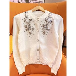 Kvinnors tröjor Miui Designer Tröja Kvinnor Sticked Cardigan V Neck Sweaters Cashmere Jackets Diamond Embroidered Coat Women's Woolen Sweater 8ouv 66
