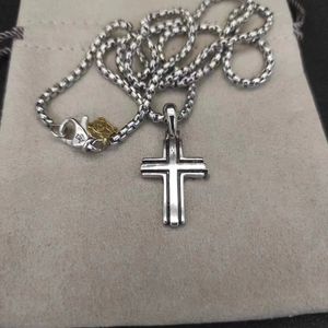 デザイナーdy luxury top quality cross necklace for men dy jewelryレトロビンテージデザイナージュエリーメンズチェーンシルバーネックレスマンチェーンボーイフレンド誕生日