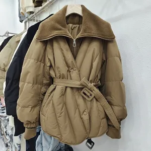 Дауна зимняя новая европейская ретро -ретро -сплайсинговая куртка сплайсинга
