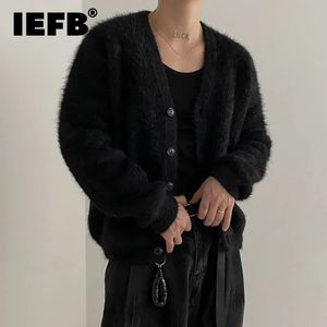 Women's Jackets IEFB Fashion Men's Sweater Cardigan Mink Fleece V Neck Knitted Coat Singele Breasted Autumn Korean Loose Overcoat 9C2391 231031