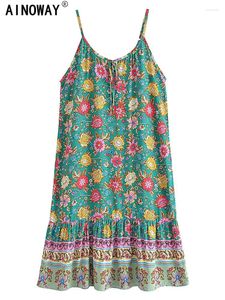 Casual klänningar vintage chic kvinnor grön blommig tryck ärmlös spaghetti strap strand bohemiska damer sommar boho midi klänningsrock