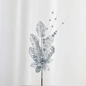 Fiori decorativi 1 ramo artificiale di bacche di materiale in resina per la decorazione dell'albero di Natale Forniture di fiori di giglio dorato plug-in