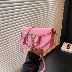 2023 Spring/summer New Small Version Women's Crossbody Trend Diamond Chain Store Shoulder Bag Clearance Sale