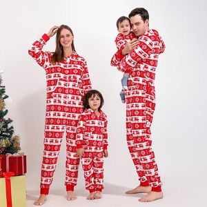 Familjsmatchande kläder julpyjamas älgtryck kostym vuxna barn jumpsuit karneval party huva xmas förälder child hem möbler pajama 231030
