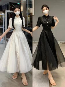 Повседневные платья Китайский стиль Тяжелая промышленность Чистая пряжа с вышивкой Cheongsam Молодой дизайн Темпераментное платье