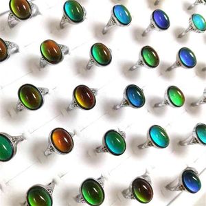 Whole 50pcs lot Oval Shape Mood Ring Emotion Feeling Temperature Changing Color Rings For Women Men Vintage Bulk Jewelry Lot 22946