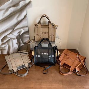 designer tote women shopping bag luxury shoulder bag messenger bag handbag new designer bag high quality crossbody sling bag CHD2310279-12 xrong_totes