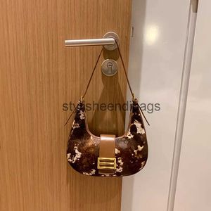 Shoulder Bags Handbags Fashion Horse Women's Bag Quality Design Half Month Bag Fashion Full Shoulder Bag Bagstylisheendibags