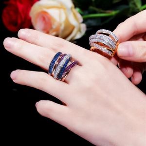 Köpüklü Lüks Takı El yapımı Pave Full 5A Kübik Zirkon CZ Diamond 18K Beyaz Altın Dolgu Sonsuzluk Kadınlar Düğün Çapraz Band Ring 203H