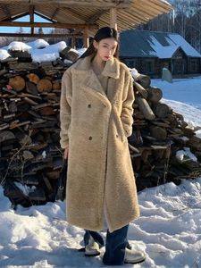 女性の毛皮のフェイク2023冬の女性エレガントな濃い暖かいフアックスコート女性ヴィンテージテディベアファッション韓国長231030