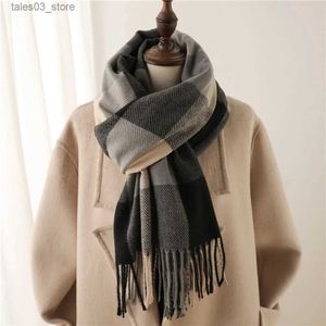 Scarves New Autumn Winter Korean Scarf For Women Thick Warm Wrap Plaid Tassels Head Scarves Female Windproof Shawl Men Neckerchief Hijab Q231031