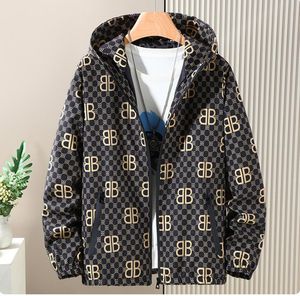 Designer mens jacket spring windrunner tee fashion hooded sports windbreaker casual zipper jackets clothing