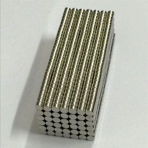 100 unidades 3 mm x 2 mm N50 materiais magnéticos ímã de neodímio mini pequeno disco redondo2548