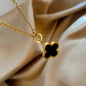 Newest Designer Women's Sweater Chain Necklace 4/four Leaf Clovers Pendant Long Double-sided Black White Jewelry Autumn and Winter