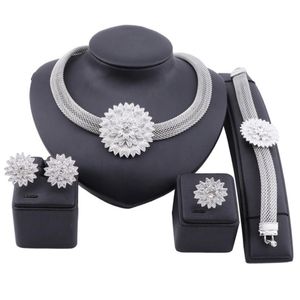 Afrikanska smycken Flower Crystal Necklace örhängen Dubai Guldsmycken set för kvinnor bröllop brud armband ring set274o