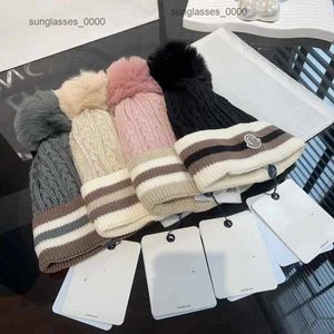 2023 Winter Beanie Monclair Hat Women Mens Designer Authentic Sticked Subsized Fox Fur Ball Officiell webbplats 1 CAPS Högkvalitativ J813