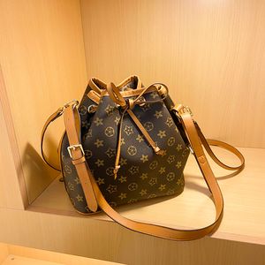 10A designer saco mulheres mochila homens saco diário Temperamento Impresso New High Sense Moda Grande Capacidade Internet Celebridade Bolsa de Ombro