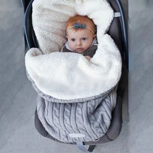 Sleeping Bags born Baby Sleeping Bags Winter Stroller Blanket Footmuff Thick Soft Warm Knitted Crochet Wool Swaddle Wrap Infant Sleep Sack 231031