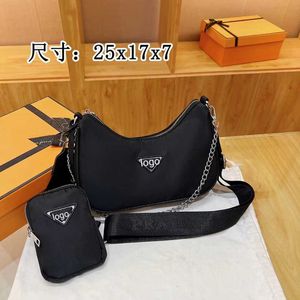 Family Fashion Crossbody New Chain Underarm in Store Shoulder Bag Clearance Sale