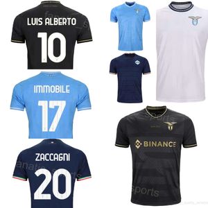 Maglie da calcio uomo 13 ROMAGNOLI Lazio 77 MARUSIC 18 ISAKSEN 15 CASALE 10 ALBERTO 17 IMMOBILE 5 VECINO 20 ZACCAGNI CASTELLANOS PROVEDEL Maglia da calcio Club 23/24