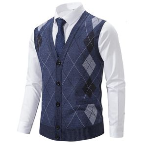 Men's Sweaters Spring Autumn Male Vest Sleeveless Sweater Fleece Warm Knitted Jackets Checkered Business Casual Button Up Coat Clothing 231031