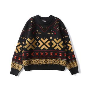 Camicia in maglia jacquard abbinata ai colori dell'abbigliamento invernale di nuova tendenza per il maglione di vendita caldo stile pigro da coppia ampia e alla moda da uomo
