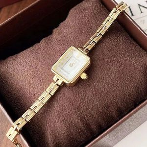 Wristwatches W12 AG Watch Simple And Retro Artistic Design Selling Style For Women Top Gift