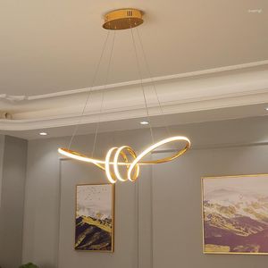 Lâmpadas pendentes sala de jantar lustre moderno e minimalista lâmpada nórdica quarto criativo personalidade linha mesa