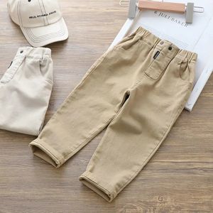 Pantaloni Baby Boy Girl Pantaloni larghi Moda Stile coreano Casual Solid Primavera Autunno Bambini per 1 6 anni 231031