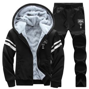 Mens Tracksuits Men Black Sportswear Tracksuit Winter Set Sweatshirts Hoodiespants Male Thicker Moleton Masculino Jacketrotsers 4xl 231031