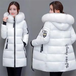 Women's Down Parkas Fashion Coats Winter Jacket Women Parka 2023 Huva Lång kvinnlig kappkontor Lady Warm Fake Fur 231030