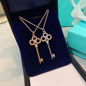 Fashion tiffancy DesignerNecklace Top High Version Heart Crown Key Necklace Women's T Family Sweater Rose Gold Light Small Crowd Collar Chain