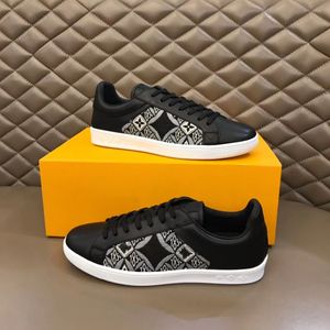 Luxury Luxemburg Sneakers Rivoli Shoe Casual Shoes Black White Bicolor Calf Leather Shoes Rubber Outsole Mens Designers Sneakers 06